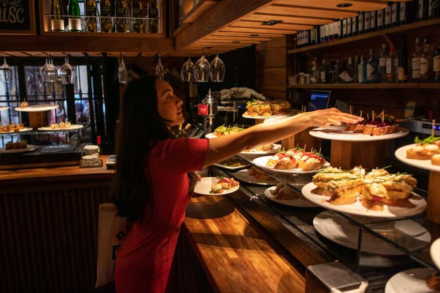 Barcelona Tapas Tour, Taverns, History & Local Culture - Key Points at a Glance
