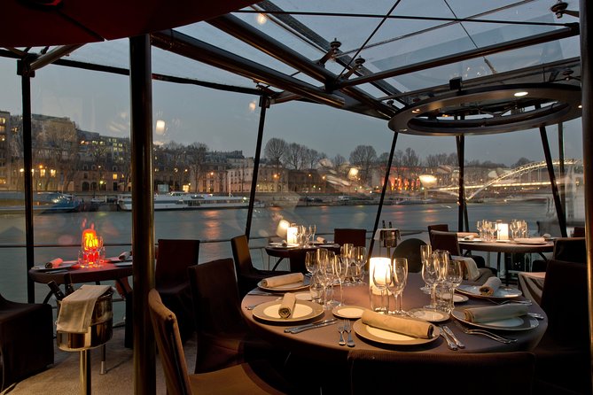 Bateaux Parisiens Seine River Gourmet Dinner & Sightseeing Cruise - The Louvre, Concorde, and Grand Palais after dark