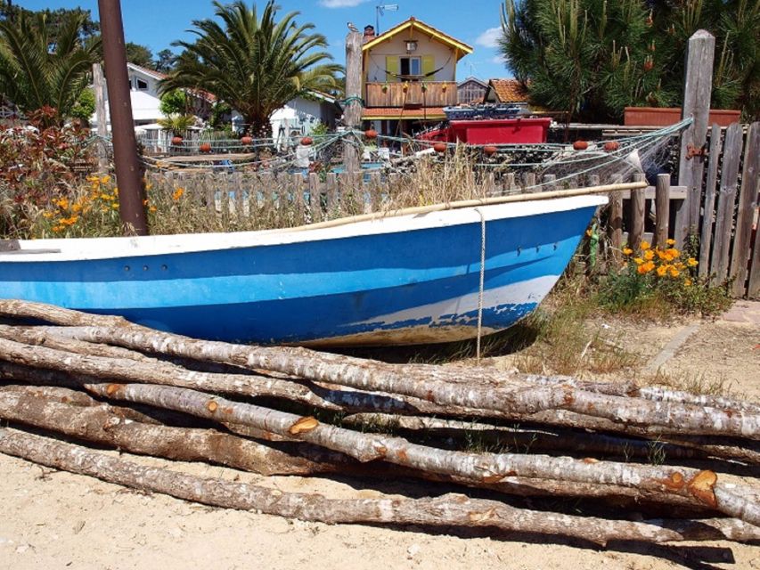 Bay of Arcachon: Guided Food Tour - The first tasting: a sweet start to the walk