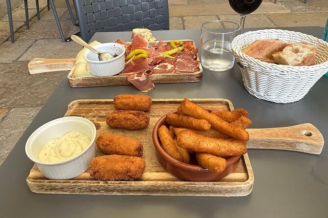 Bayonne Food Tour: Journey Through Flavors (with food and drinks) - Five reasons this Bayonne food tour is worth considering