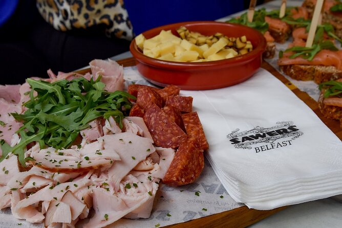 Belfast Centre Food Tour of 12+ Local Irish Dishes & Drinks - Queen’s Arcade and the first food rhythm