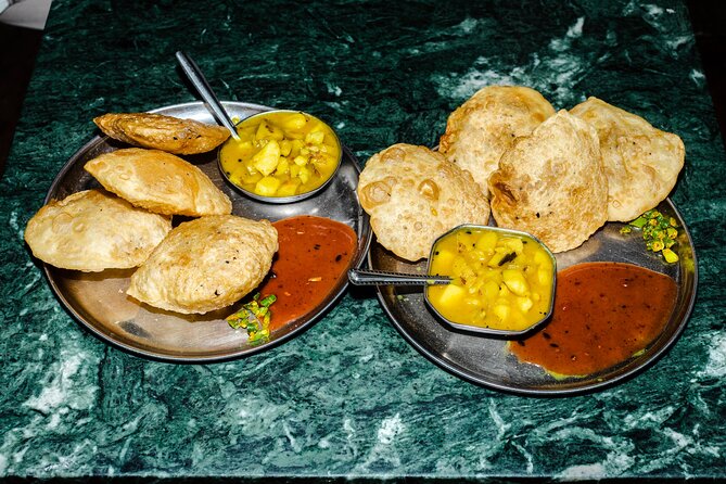 Bengali Nights Kolkata Food Tour with 13+ Tastings - The first tastes: lassi and century-old mutton kosha