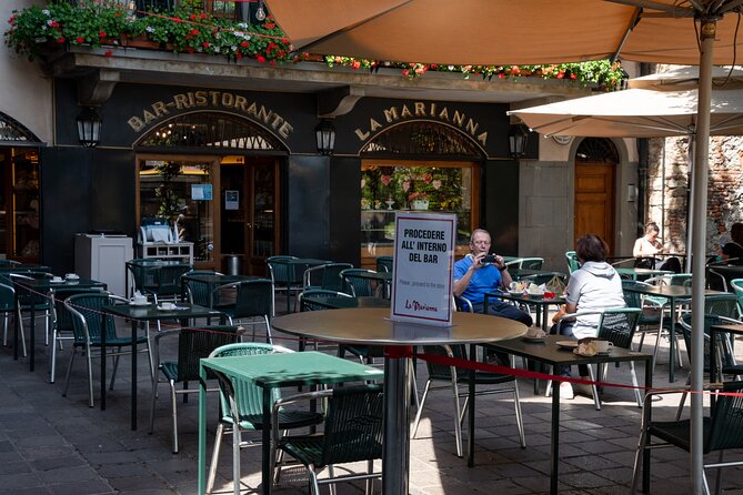 Bergamo: Full meal Food Tour with Local Delights by Do Eat Better - Stop three: polenta near Piazza Vecchia