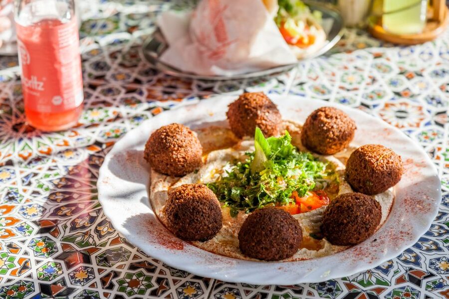 Berlin: Downtown Food Tour with 8 Authentic Local Tastings - Key things to know before booking