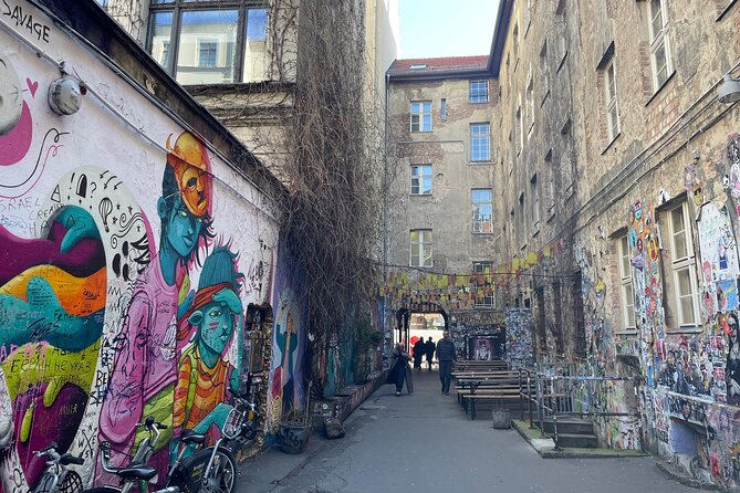 Berlin Food Tour with Full Meal & Drinks by Do Eat Better - Guides who add more than directions