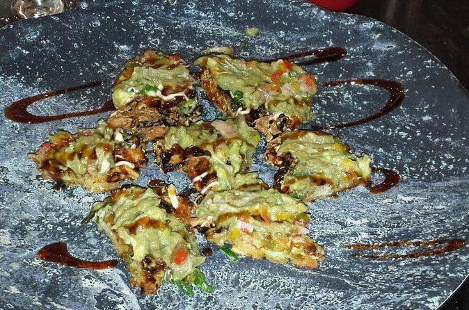 Bermuda Food Tour: Eat, Drink and Explore - How hard is the three-hour walk?