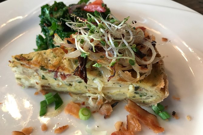 Bermuda Food Tour: Eat, Drink and Explore - Small groups and the value of personal attention