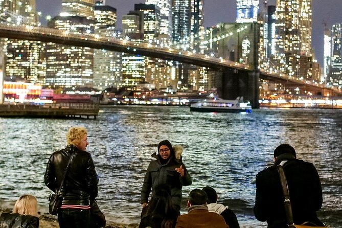Best of New York Food Tour: 5 dishes plus famous sightseeing! - DUMBO Manhattan Bridge View: the classic image, done on foot