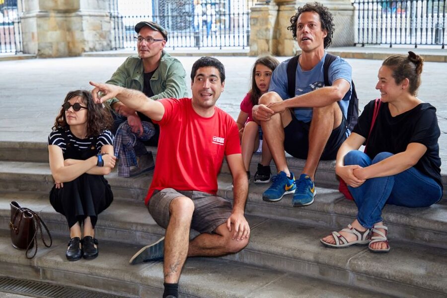 Bilbao: Exclusive Food & Wine Tasting Tour with Local Guide - Classic bars and local places you may miss