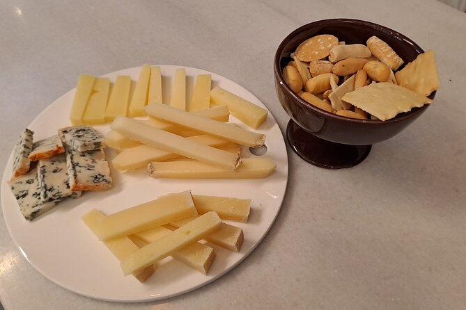 Bilbao Food Tour: Pintxos, Drinks, and Tapas with a Local - The guides make the route personal