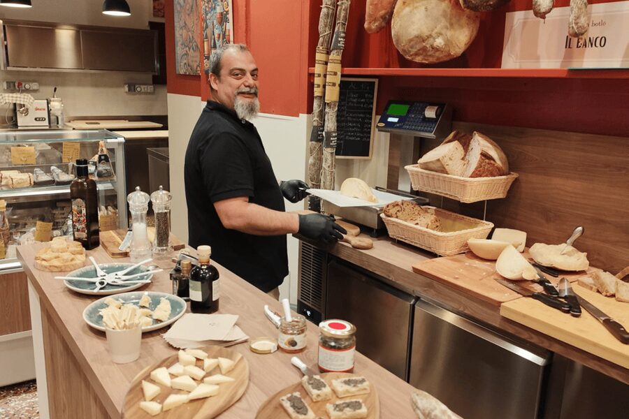 Bologna: Food and Wine Tasting with Interactive Game - Why this Bologna tasting works so well
