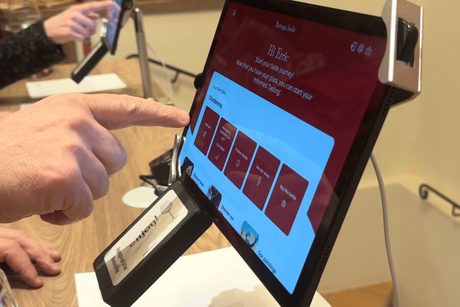 Bologna: Food and Wine Tasting with Interactive Game - Who should book this experience?