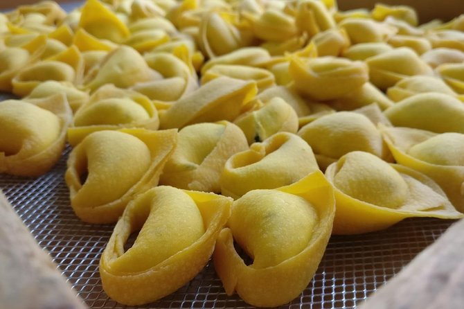 Bologna Food Tour from a local perspective - Three handmade pasta dishes for lunch