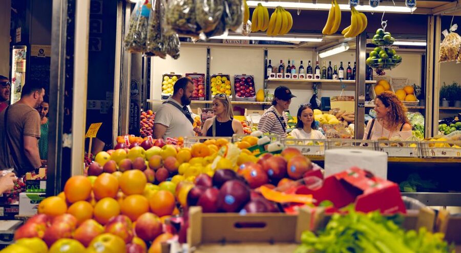 Bologna: Guided Food Markets Tour - Exploring the Quadrilatero’s traditional shops