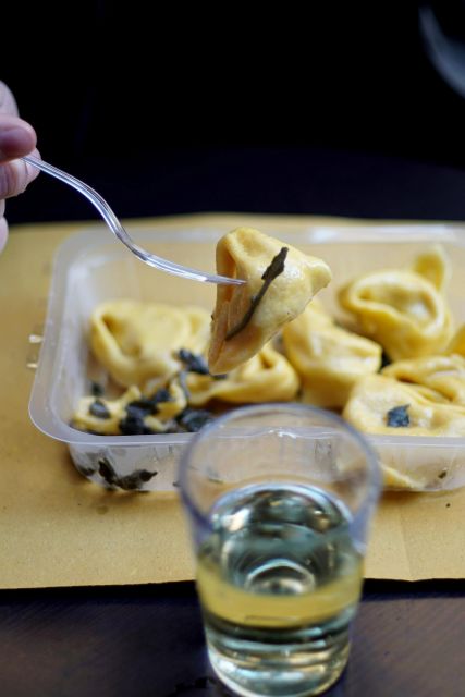 Bologna: Guided Food Markets Tour - The guides make a major difference