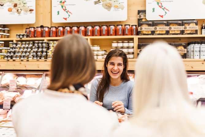 Bologna Private Food Tour with a Local Foodie: Bologna's Tastiest Treats - A first taste in Il Quadrilatero