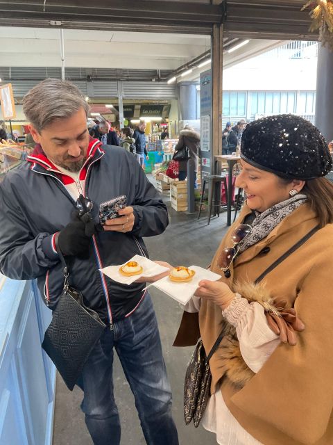 Bordeaux: Chocolate and Pastry Food Tasting Tour - The first pastries: a quick introduction to Bordeaux sweets