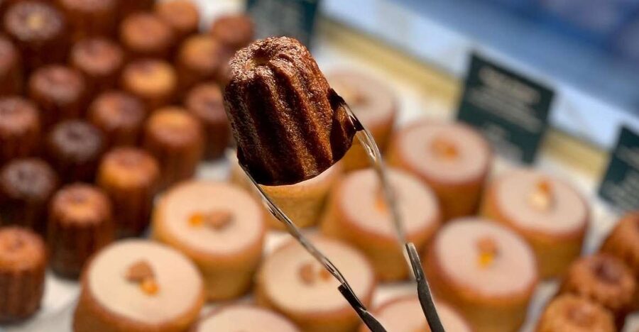 Bordeaux food tour: sweet specialities & highlights - Finishing near the Grand-Théâtre