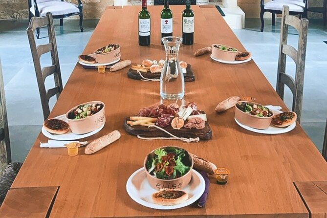 Bordeaux Full Day Wine Tour - 3 Wineries & Gourmet Picnic Lunch - Meeting in central Bordeaux at 9:05 a.m.