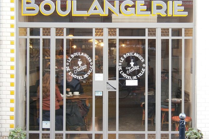 Bordeaux Historic and Gourmet Food Walking Tour - The chocolate shop is often the morning’s star