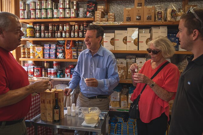 Boston’s North End Food Tour: Italian Flavors & Heritage Walk - What the guide adds to the meal