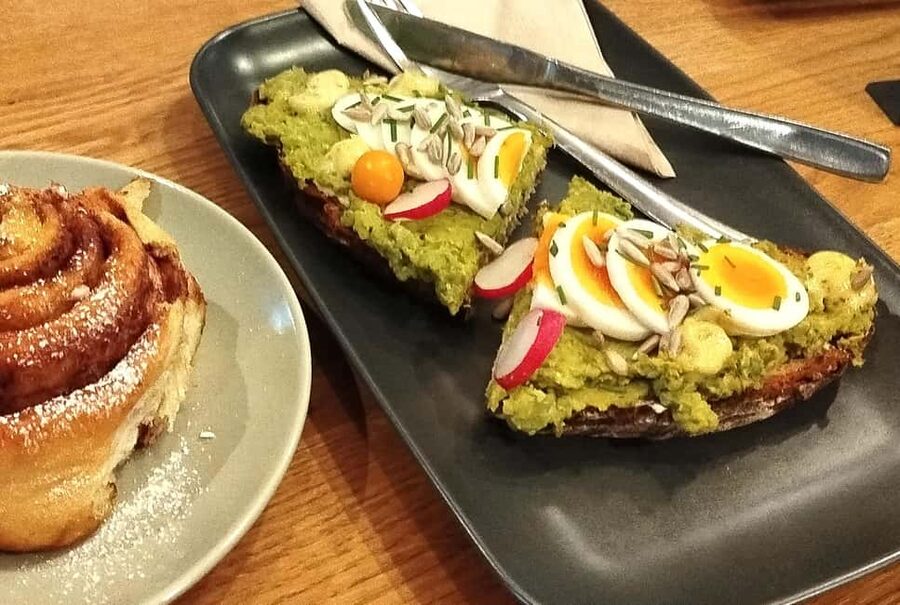 Bremen: Culinary Old Town Tour - with unique locations - Who should book this Bremen food walk?
