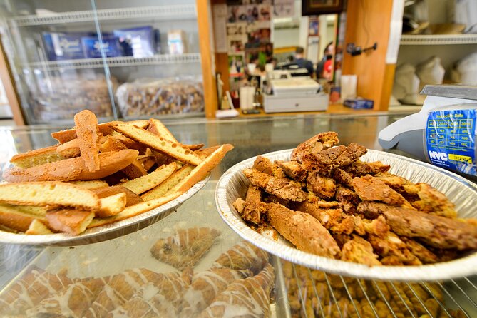 Brooklyn Bridge & DUMBO Food Tour: Local Eats & Landmarks - Time Out Market and a taste of New York