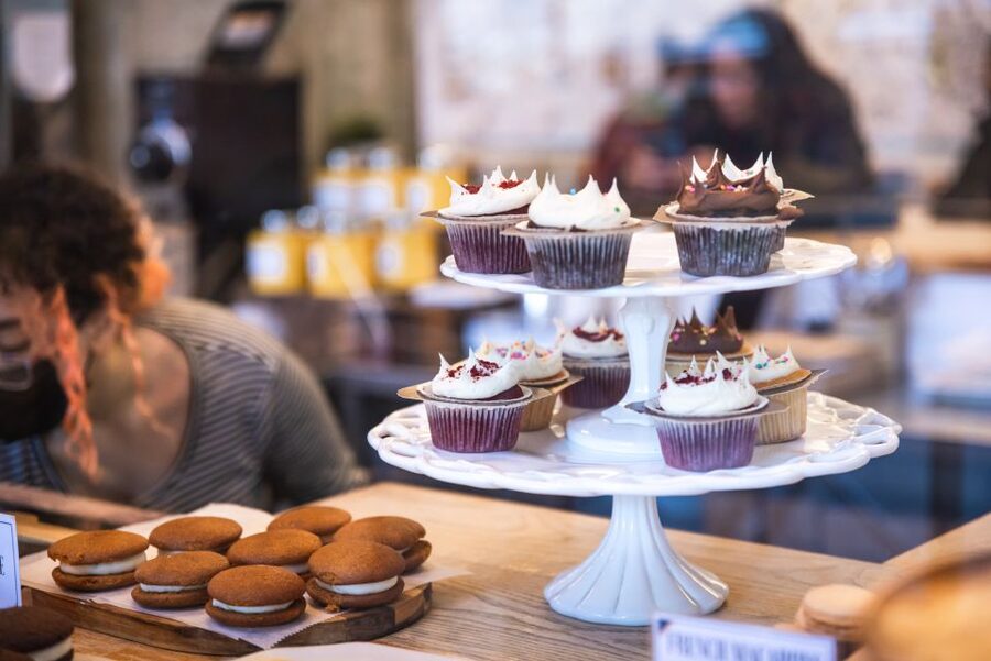 Brooklyn Food Tour: Heights, DUMBO & Bridge Views - The guide makes the difference