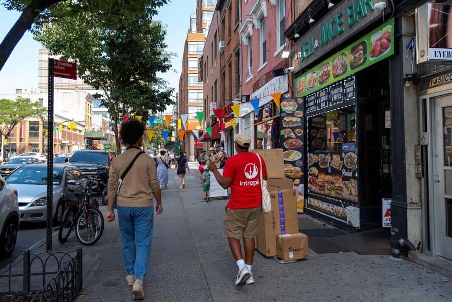 Brooklyn Food Tour of Mom-and-Pop Culinary Gems - Carroll Gardens and the Italian connection
