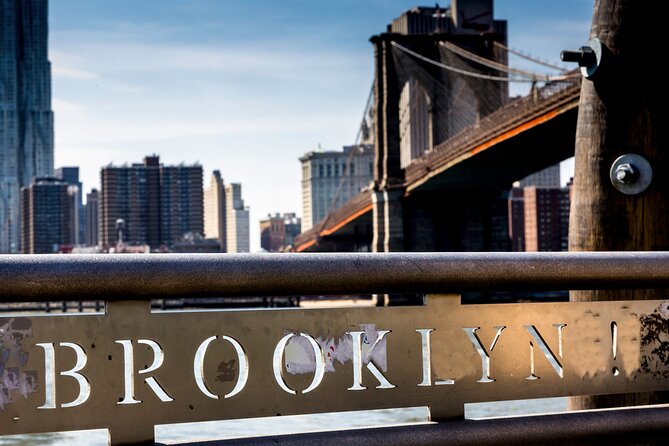 Brooklyn Heights, Brooklyn Bridge, and DUMBO Food Tour - Walking the Brooklyn Bridge