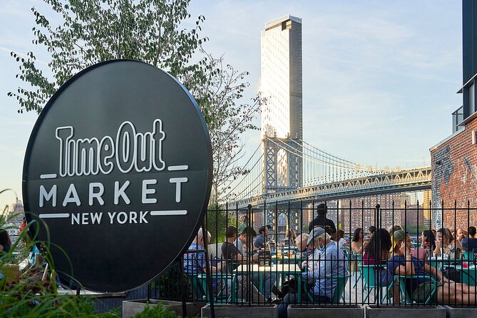 Brooklyn Heights, Brooklyn Bridge, and DUMBO Food Tour - Brooklyn Heights Promenade and the Manhattan view