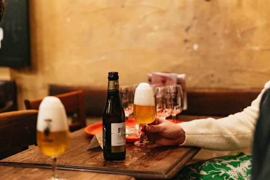 Brussels: Beer Tasting Tour with 7 Beers and Snacks - Key points to know before booking