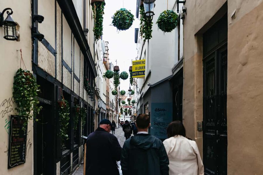 Brussels: Beer Tasting Tour with 7 Beers and Snacks - Is $90 fair for four hours?