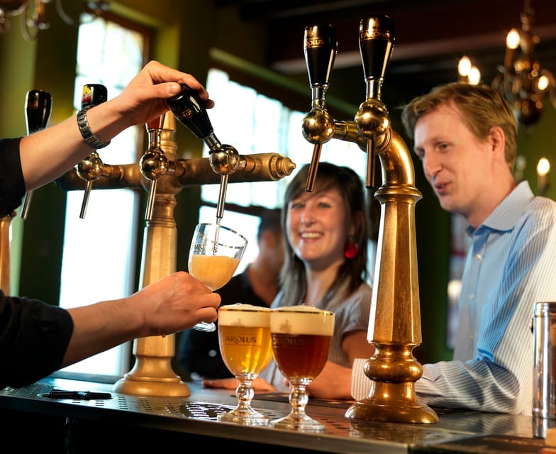 Brussels: Belgian Beer Tasting Tour - Delirium Cafe and Le Cirio