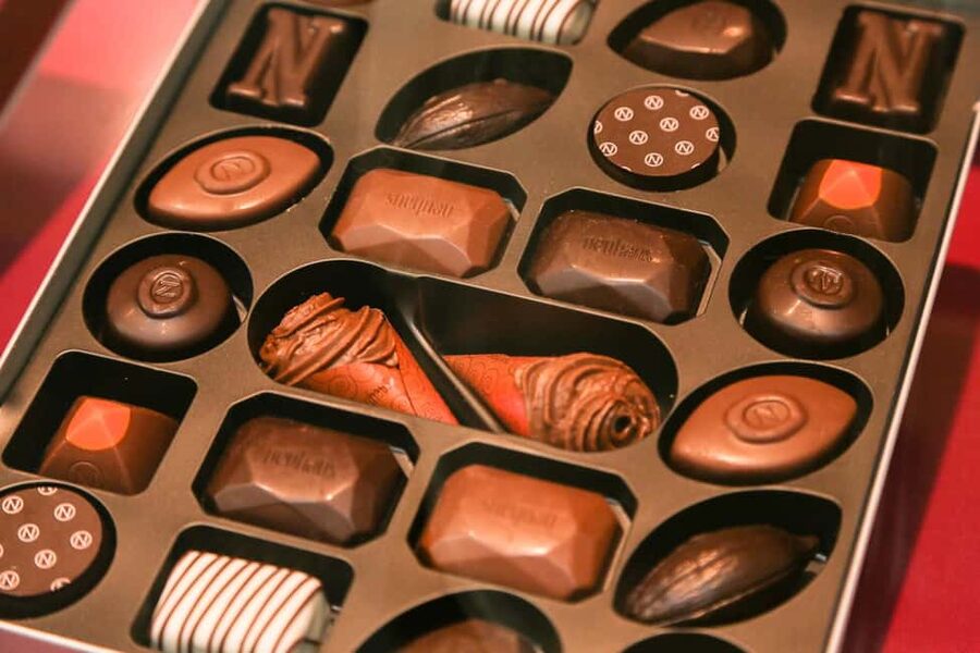 Brussels: Chocolate Appreciation and Tasting Walking Tour - Grand Place adds the visual payoff