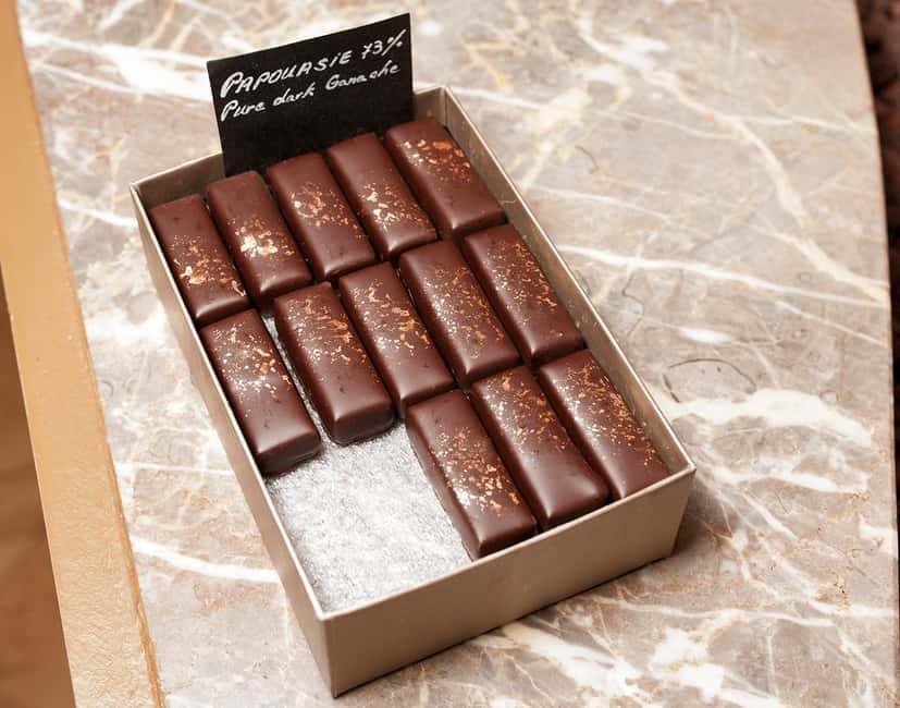 Brussels: Chocolate Appreciation and Tasting Walking Tour - From the galleries to Saint Catherine