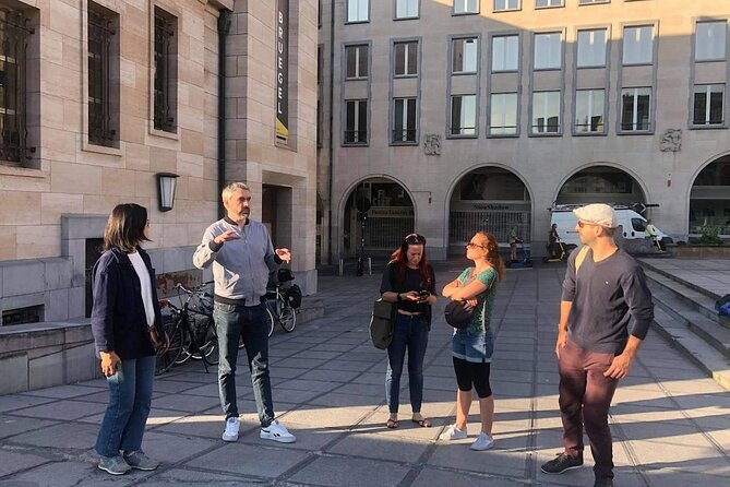 Brussels Walking and Tasting Tour (Beers,Chocolates&Fries/Waffle) - A fast, tasty introduction to central Brussels