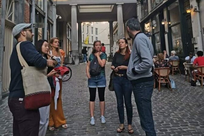 Brussels Walking and Tasting Tour (Beers,Chocolates&Fries/Waffle) - The guides are a major part of the value