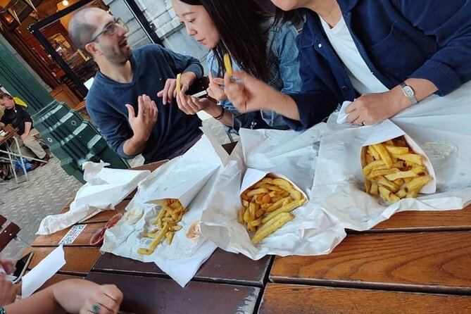Brussels Walking and Tasting Tour (Beers,Chocolates&Fries/Waffle) - Pace, group size, and weather matter