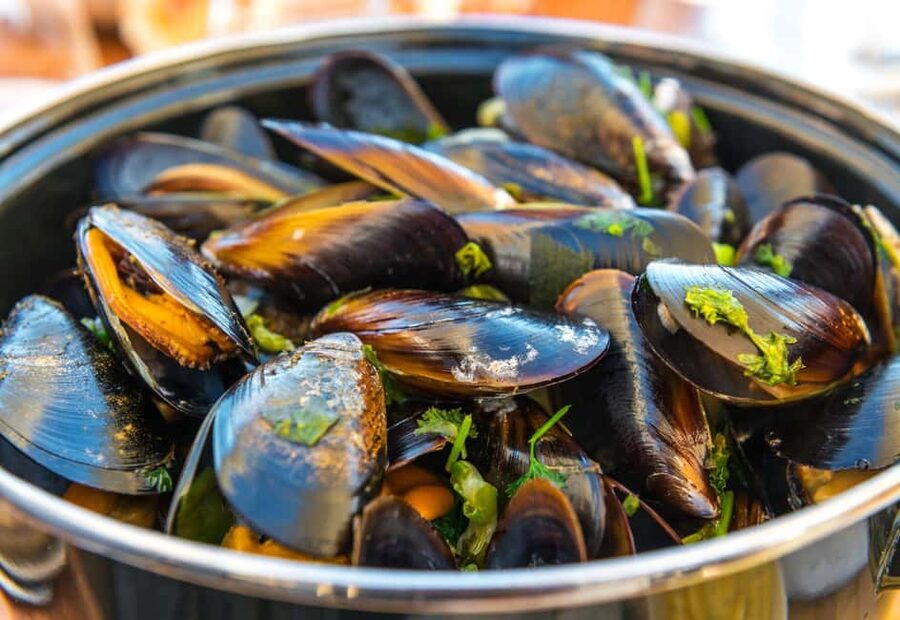 Brussels: Walking Food Tour with Chocolate, Beer, & Waffles - The essential details at a glance