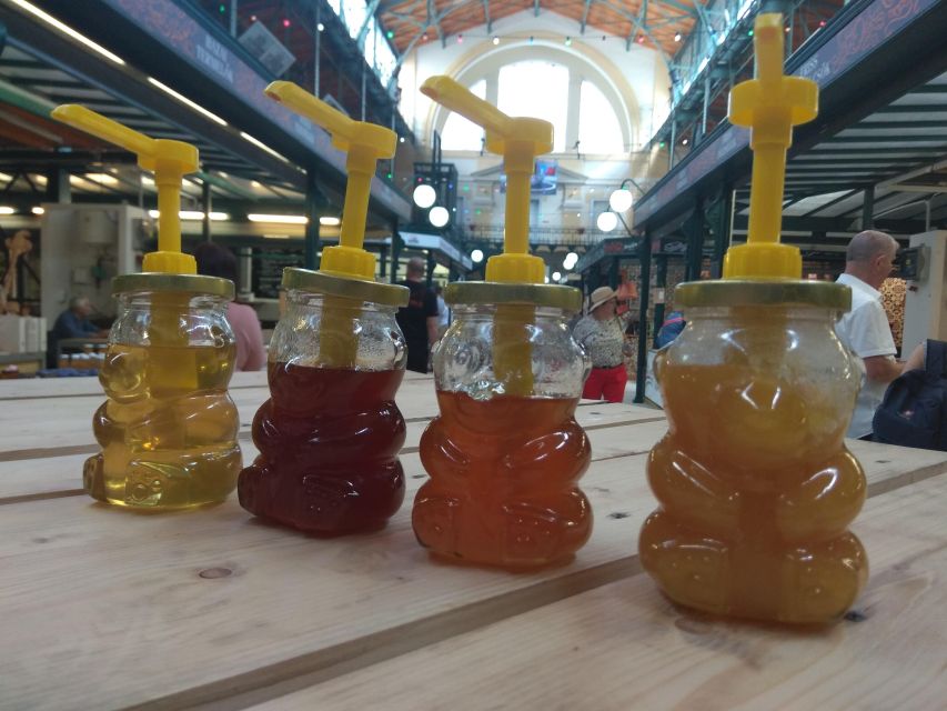 Budapest: Central Market Hall Guided Food Tour with Tastings - What this tour does not include