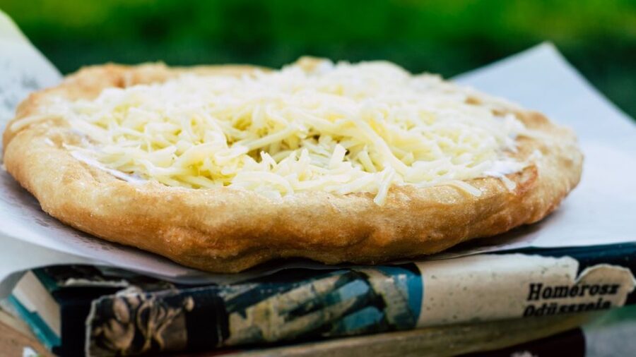 Budapest: Downtown Food Tour - History and food move together
