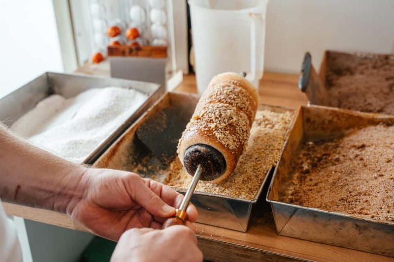 Budapest: Food Tour Market to Tavern: 14+ Tasters & Wines - Starting at Central Market Hall