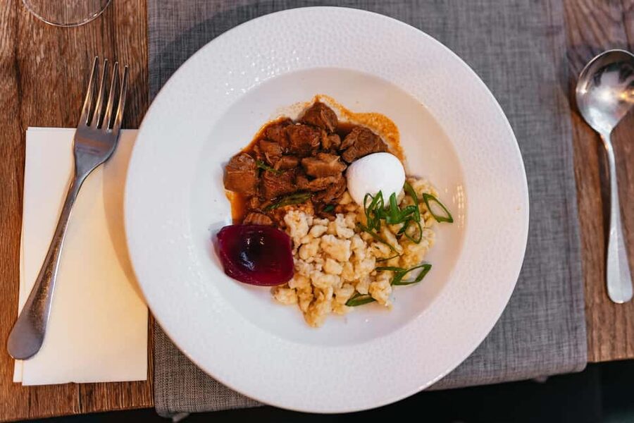 Budapest Food Walking Tour: Eat, Sip & Explore Like a Local - Key points to know before you book