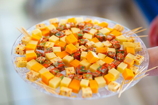Budapest Grand Market Tasting Tour - Small Group & Local Guide - A social way to start a Budapest stay