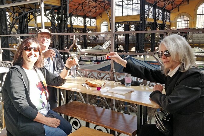Budapest Great Market Hall Chef‑Led Private Tasting Tour - Paprika, souvenirs, and shopping advice