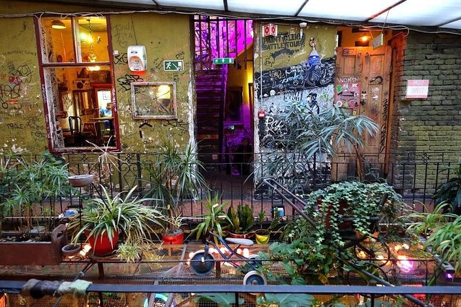 Budapest Ruin Bars Evening Walking Tour with Drinks & Snacks - Drinks, snacks, and the real value of the price