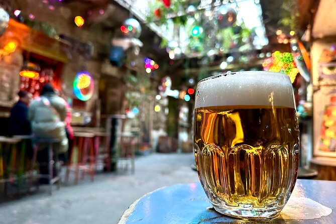 Budapest Ruin Bars Evening Walking Tour with Drinks & Street Food - Why Budapest’s ruin bars are worth an evening