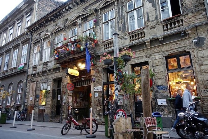 Budapest Ruin Bars Evening Walking Tour with Drinks & Street Food - What the walking route adds