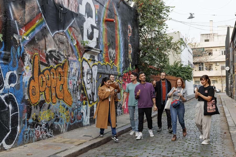 Buenos Aires: Local Foodie Adventure with Sherpa Food Tours - Palermo adds color between the plates